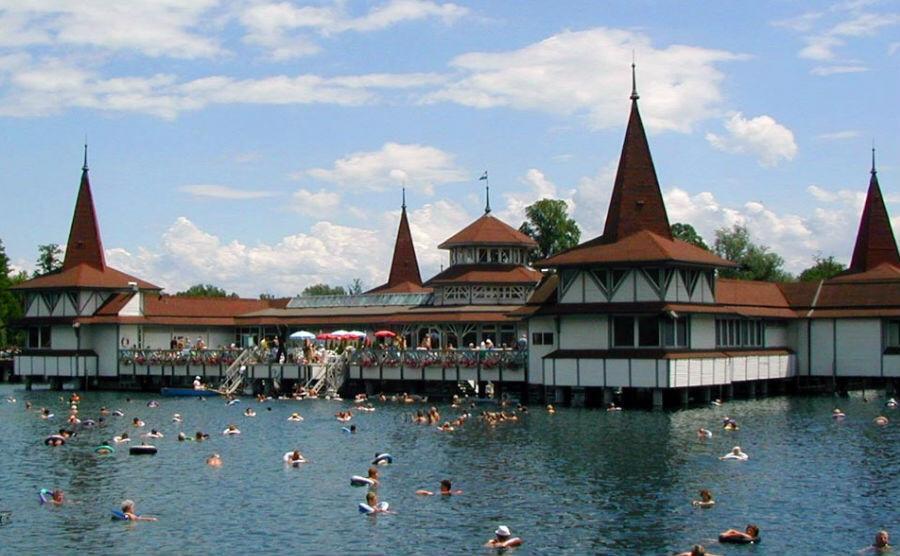 Апартаменты Fecske Vendeghaz Хевиз Экстерьер фото